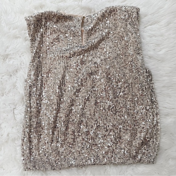 Maurices Elegant Edgely Sequin Padded Shoulder Top Women’s Size Medium - Picture 7 of 8